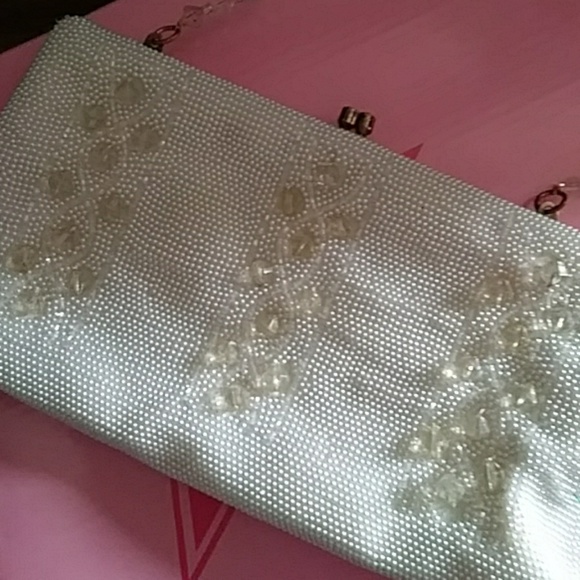 💕Bags By Debbie Vintage Clutch💕 - Picture 1 of 4
